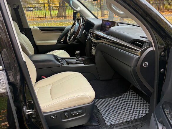 2015 Lexus LX 450d III Рестайлинг 2, чёрный, 5650000 рублей - вид 20