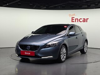 2014 Volvo V40 II, синий, 1000000 рублей, вид 2