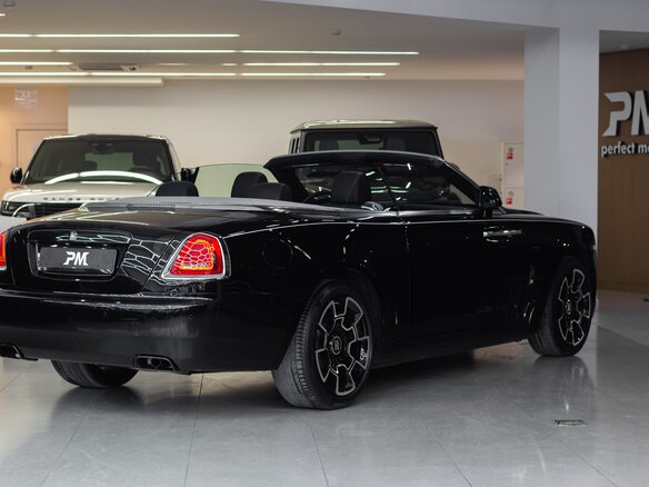 2021 Rolls-Royce Dawn Black Badge, чёрный, 45000000 рублей - вид 12