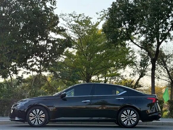 2022 Nissan Altima VI (L34) Рестайлинг, чёрный, 1870000 рублей - вид 6