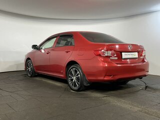 2010 Toyota Corolla X (E140, E150) Рестайлинг, красный, 619900 рублей, вид 3