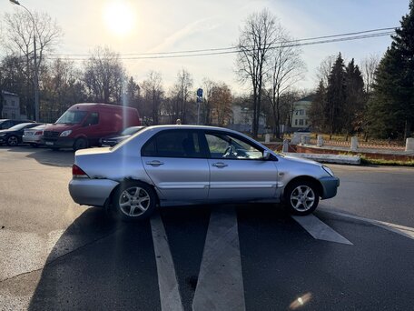 2007 Mitsubishi Lancer IX Рестайлинг, серебристый, 145000 рублей, вид 3