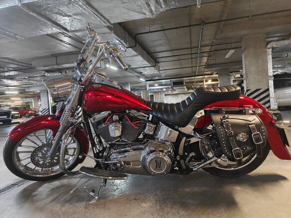 2007 Harley-Davidson Softail Deluxe, красный