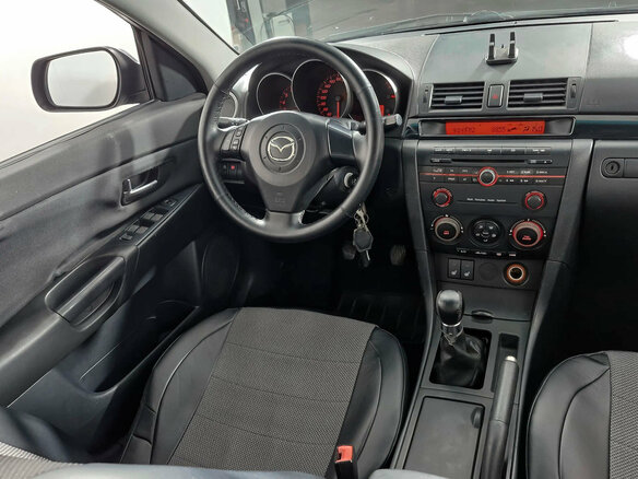 2005 Mazda 3 I (BK), чёрный - вид 13