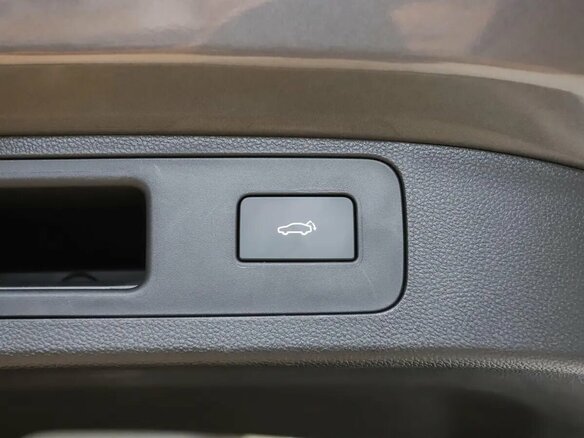 2026 Geely Okavango I Рестайлинг, серый, 4086000 рублей - вид 21