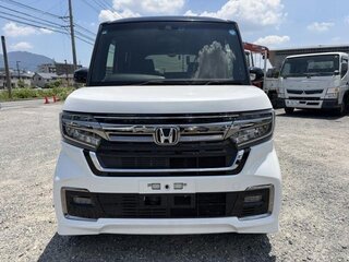 2023 Honda N-BOX II Рестайлинг, белый, 896500 рублей, вид 2