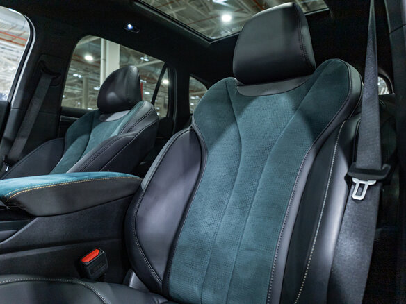 2023 Geely Monjaro I, синий, 3100000 рублей - вид 16
