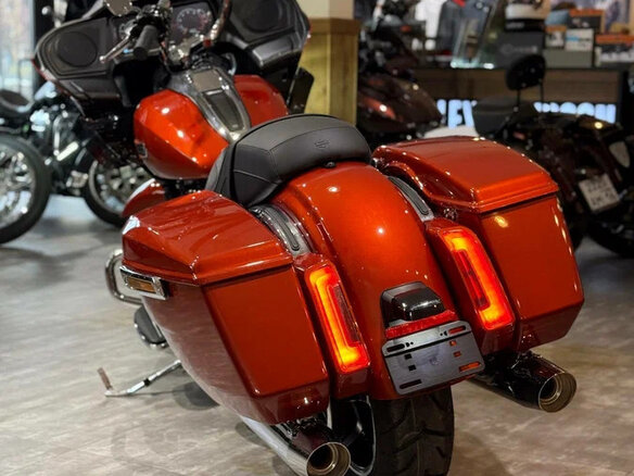 2024 Harley-Davidson Road Glide, красный, 3600000 рублей - вид 9