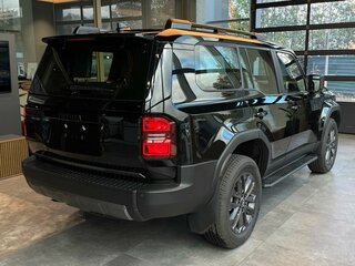 2026 Toyota Land Cruiser Prado 250 Series, чёрный, 11650000 рублей, вид 3