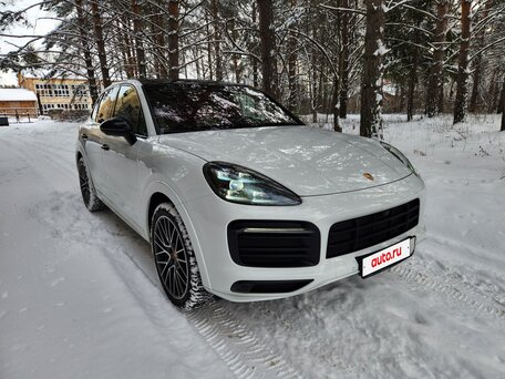 2018 Porsche Cayenne III, белый, 6275000 рублей, вид 1