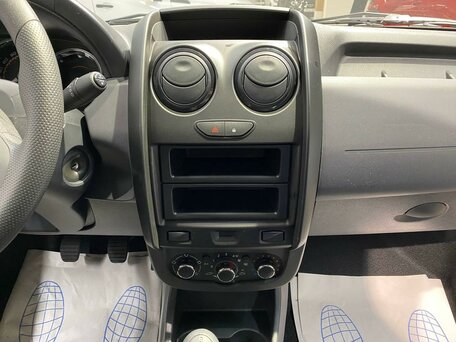 2026 LADA (ВАЗ) Largus, белый, 1797000 рублей, вид 3