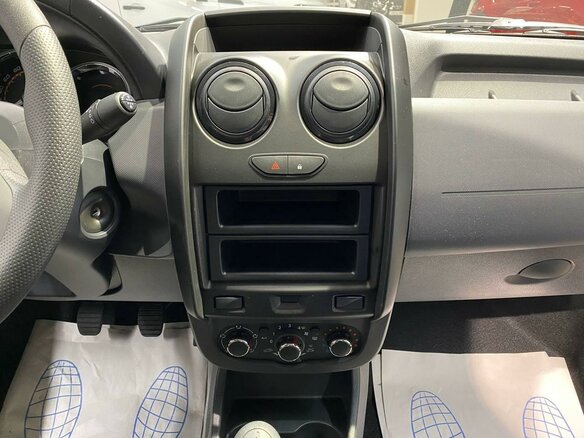 2026 LADA (ВАЗ) Largus, белый - вид 2