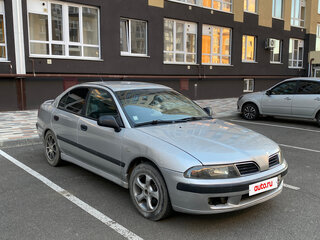 2002 Mitsubishi Carisma I Рестайлинг, серебристый, 225000 рублей, вид 2