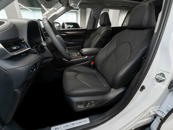 2026 Toyota Highlander IV (XU70), белый - вид 8