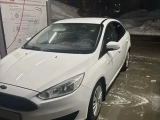 2018 Ford Focus III Рестайлинг, белый, 1000000 рублей, вид 1