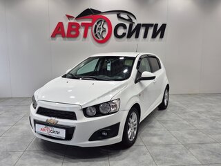 2015 Chevrolet Aveo II, белый, 799000 рублей, вид 3