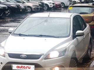 2010 Ford Focus II Рестайлинг, белый, 640000 рублей, вид 2
