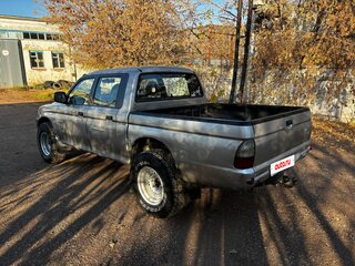 2006 Mitsubishi L200 III Рестайлинг, серебристый, 670000 рублей, вид 5