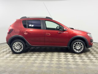 2017 Renault Sandero Stepway II, красный, 899000 рублей, вид 5