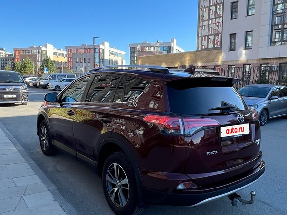 2017 Toyota RAV4 IV (XA40) Рестайлинг, красный, 1899000 рублей - вид 6