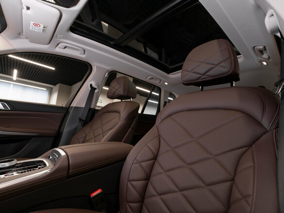 2026 BMW X5 Long 30Li IV (G05/G18) Рестайлинг, чёрный, 9600000 рублей - вид 9