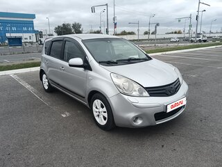 2012 Nissan Note I Рестайлинг, серебристый, 580000 рублей, вид 3