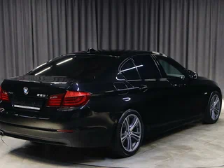 2013 BMW 5 серии 528i xDrive VI (F10/F11/F07), чёрный, 1649000 рублей, вид 2