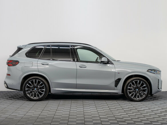 2025 BMW X5 40d IV (G05/G18) Рестайлинг, серый, 12990000 рублей - вид 7