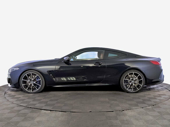 2021 BMW 8 серии M850i xDrive II (G14/G15/G16), чёрный, 7850000 рублей - вид 8