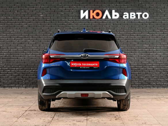 2021 Kia Seltos I, синий, 2000000 рублей - вид 4