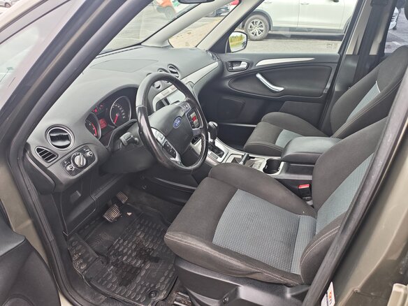 2010 Ford S-MAX I, зелёный, 1100000 рублей - вид 21