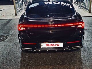 2020 Kia K5 III, чёрный, 2690000 рублей, вид 4