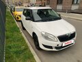 2012 Skoda Fabia II Рестайлинг, белый, 270000 рублей - вид 2