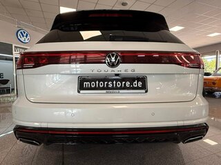 2025 Volkswagen Touareg III Рестайлинг, белый, 9890960 рублей, вид 5
