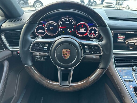 2017 Porsche Panamera 4 II, коричневый, 5250000 рублей - вид 18