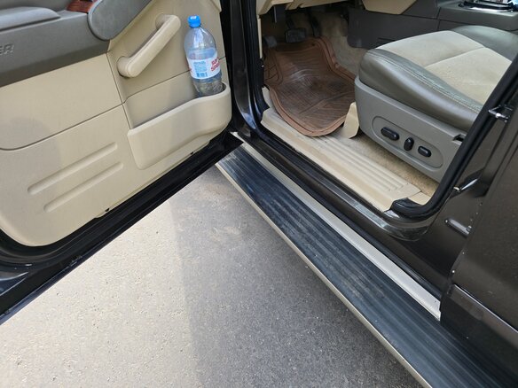 2005 Ford Explorer IV, коричневый - вид 10