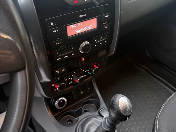 2017 Renault Duster I Рестайлинг, зелёный, 970000 рублей - вид 17