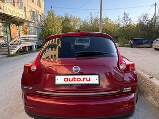 2011 Nissan Juke I, красный, 700000 рублей, вид 4