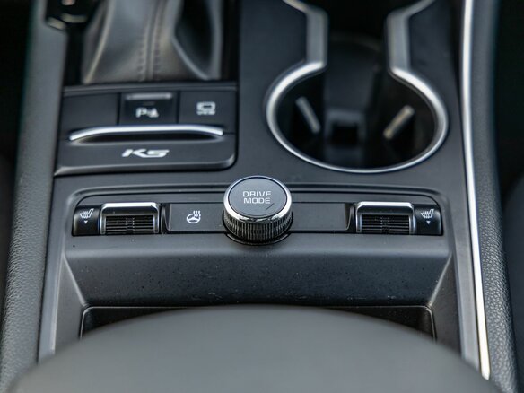 2022 Kia K5 III, белый, 2448000 рублей - вид 26