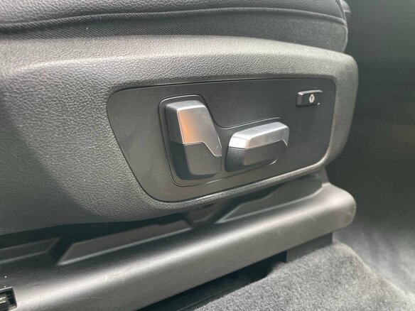 2018 BMW X3 20d xDrive III (G01), чёрный, 3600000 рублей - вид 23