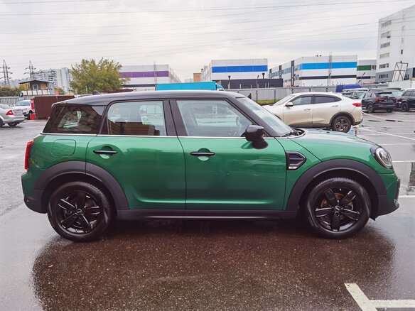 2022 Mini Countryman Cooper II Рестайлинг, зелёный, 2900000 рублей - вид 5