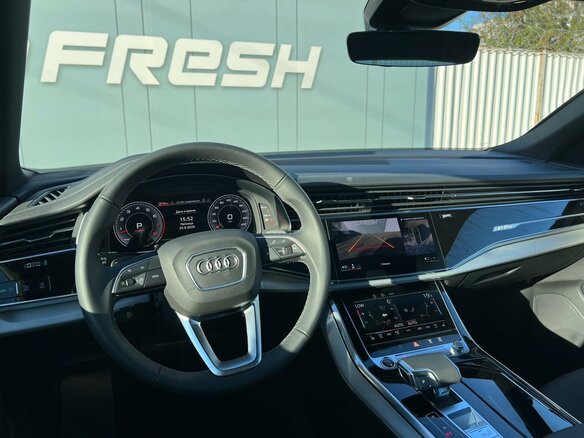 2025 Audi Q8 55 TFSI I (4M) Рестайлинг, серый, 14050000 рублей - вид 5