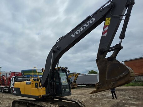 2020 Volvo EC, жёлтый, 7700000 рублей, вид 3