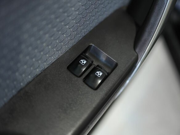 2008 Chevrolet Aveo I Рестайлинг, чёрный, 400000 рублей - вид 10