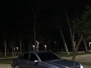 2003 Mercedes-Benz E-Класс 240 III (W211, S211), серый, 630000 рублей, вид 4