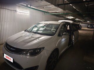 2018 Chrysler Pacifica RU, белый, 2900000 рублей, вид 1