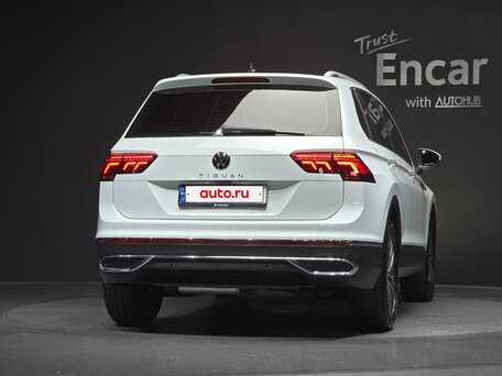2024 Volkswagen Tiguan II Рестайлинг, белый, 3660000 рублей, вид 3
