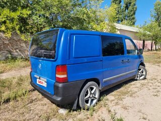 2002 Mercedes-Benz Vito 108 CDI I (W638), синий, 550000 рублей, вид 3