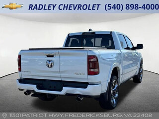 2022 Ram 1500 Crew Cab eTorque V, белый, 5893995 рублей, вид 3