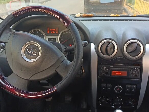 2013 Lada (ВАЗ) Largus I, белый, 585000 рублей - вид 4